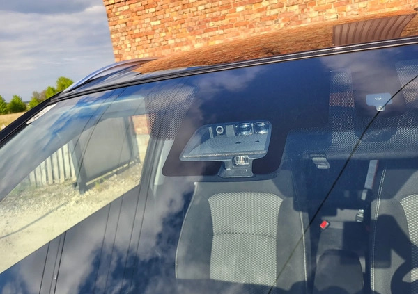Suzuki Vitara cena 61900 przebieg: 21000, rok produkcji 2021 z Kłobuck małe 704